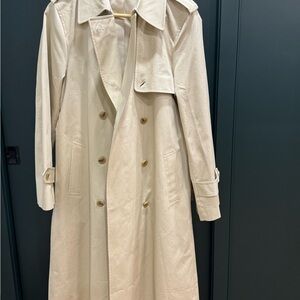 Uniqlo Classic Cream Trench Coat